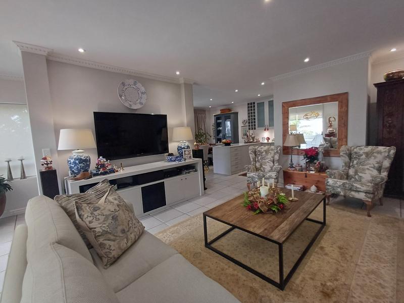 3 Bedroom Property for Sale in Van Riebeeckshof Western Cape